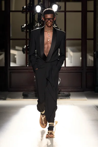 Look 38